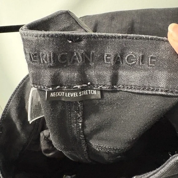 EXTRA TALL American Eagle Black Curvy Hi-Rise Jeggings - Picture 4 of 6